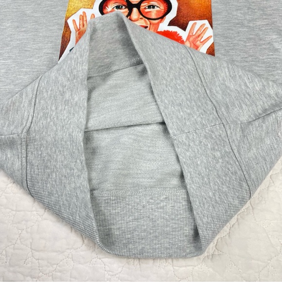 🔥Adrianna Kinal Proof Of Concept Iris Apfel Grey Sweatshirt Size XS - Picture 9 of 13